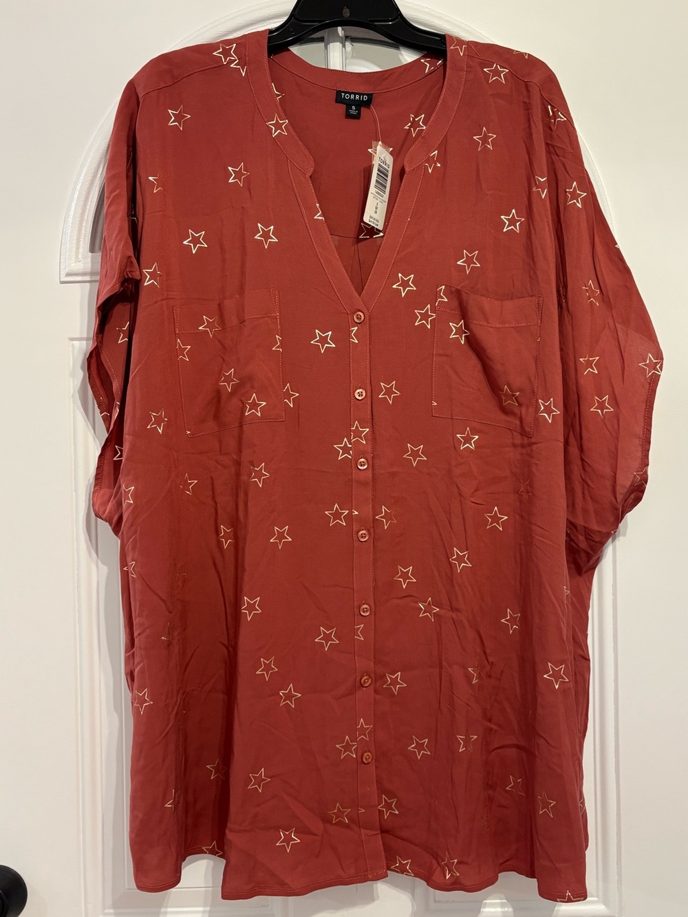 Torrid rust blouse with gold star design - NWT